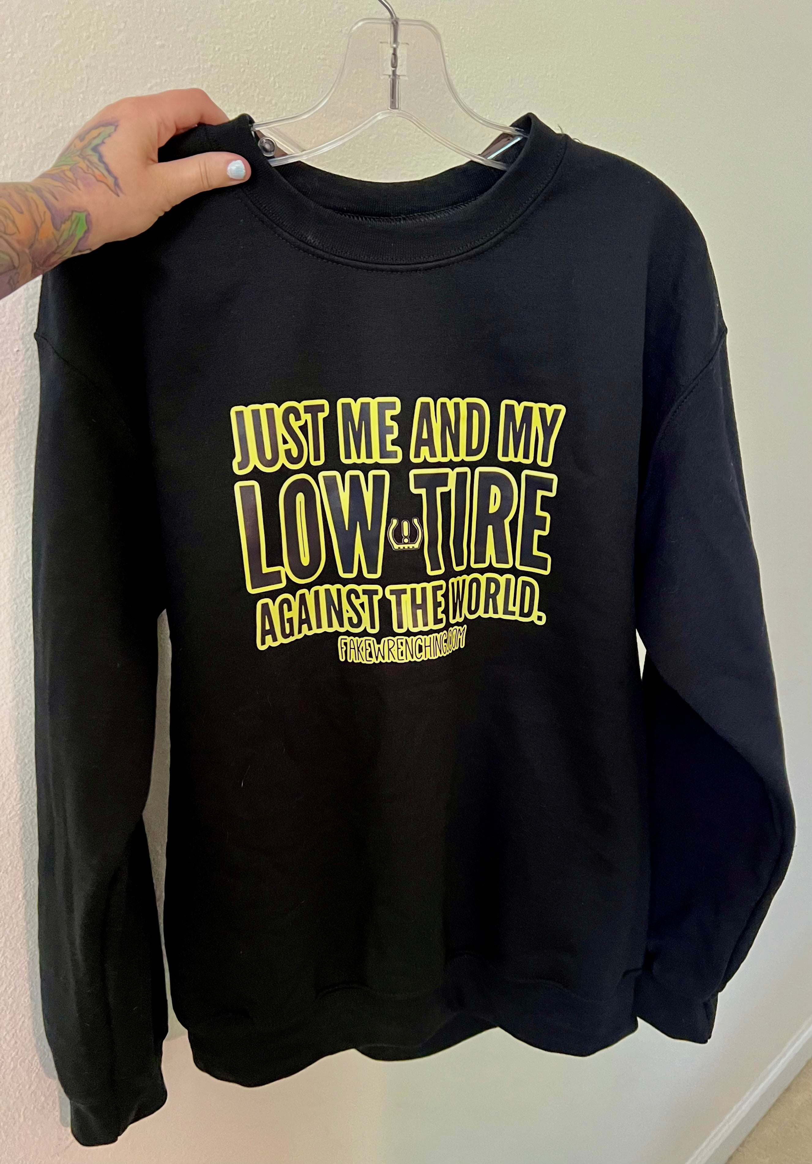 Low tire unisex crewneck