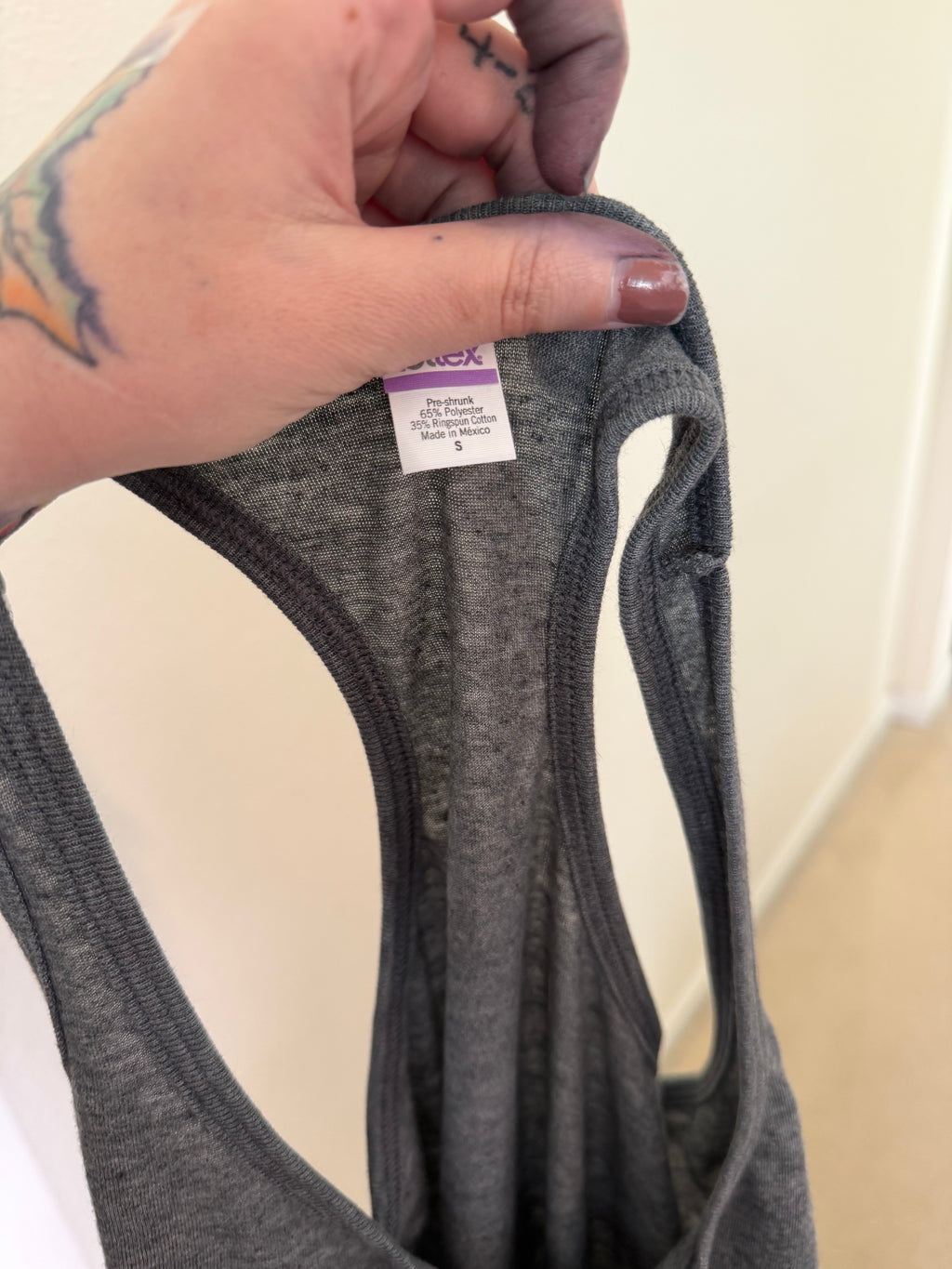 Kinda emotional kinda emotionless tank