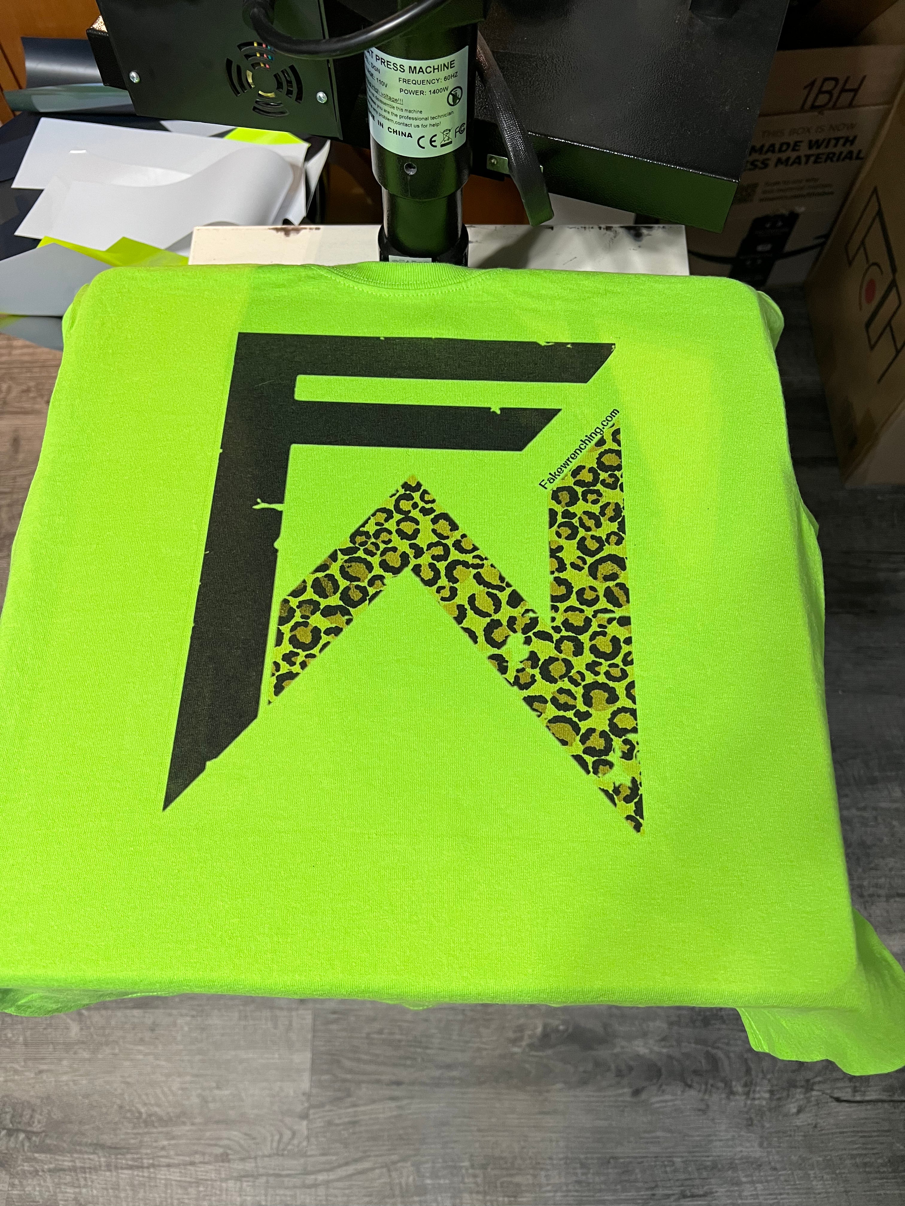 Neon FW unisex shirt